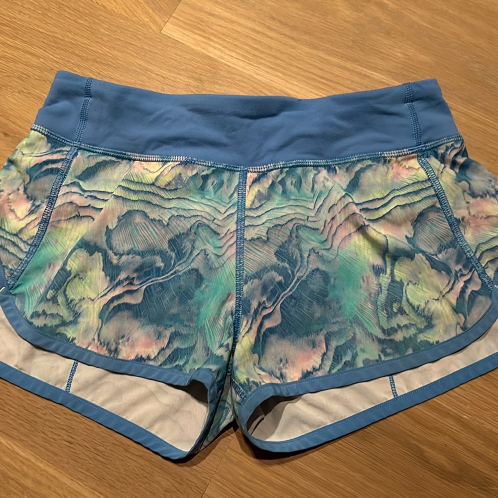 Ivivva speed up shorts Green and Blue